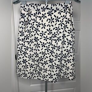 Women’s Le Lis Maura Zip Pocket Detail Floral Skirt‎ Size M